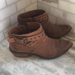 Ankle booties